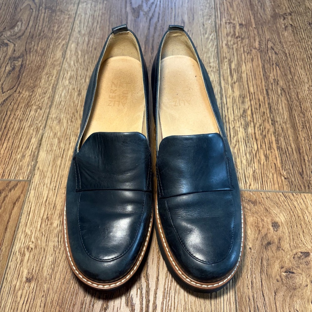 Naturalizer Black Leather Platform Loafers